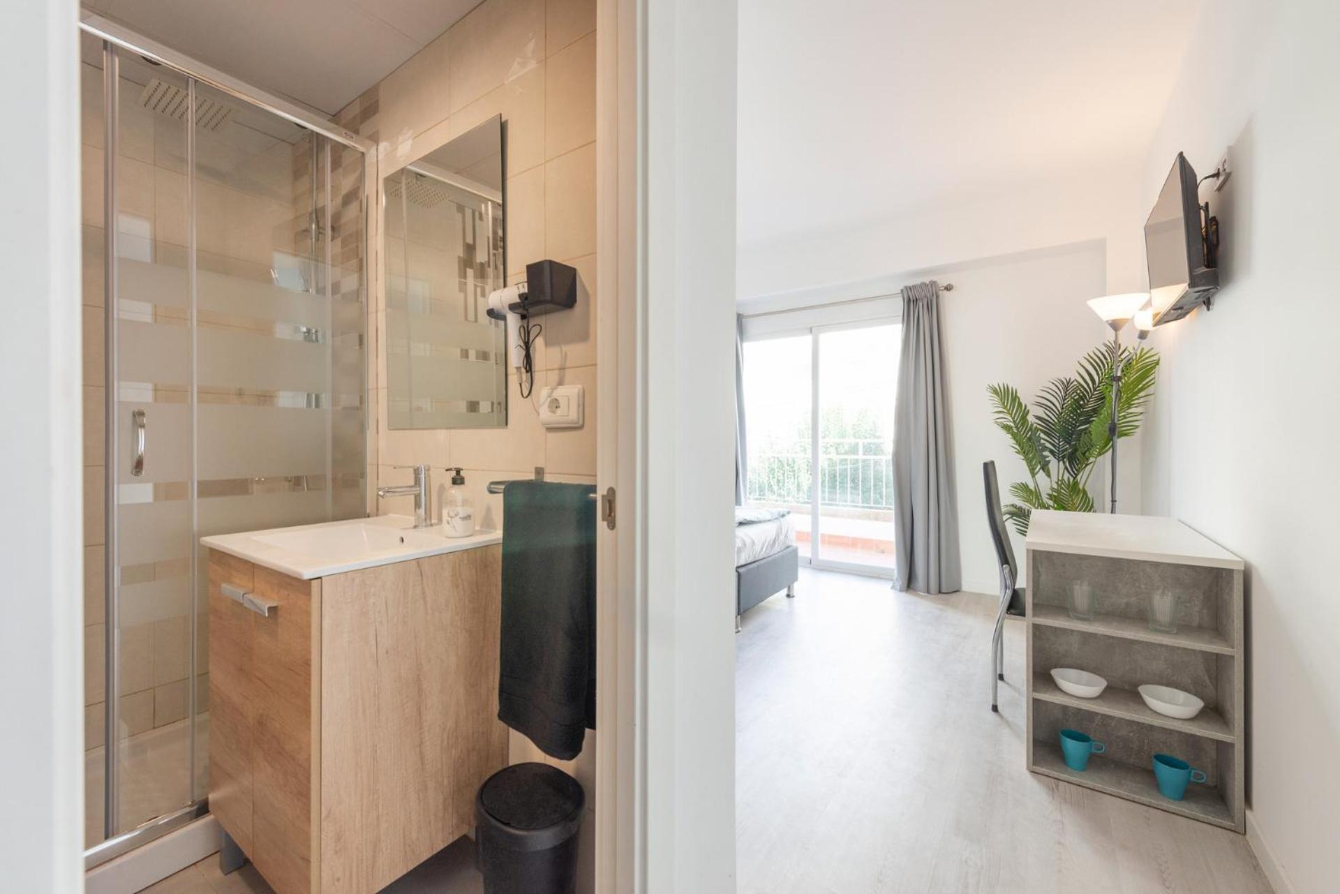 Beetroot, Jedes Zimmer Verfuegt Ueber Smart Tv , Eigenes Bad Mit Regendusche Und Balkon Льюкмайор Экстерьер фото